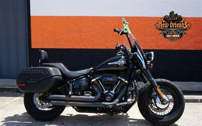 2018 Harley-Davidson Softail Heritage Classic 114 Review — From...