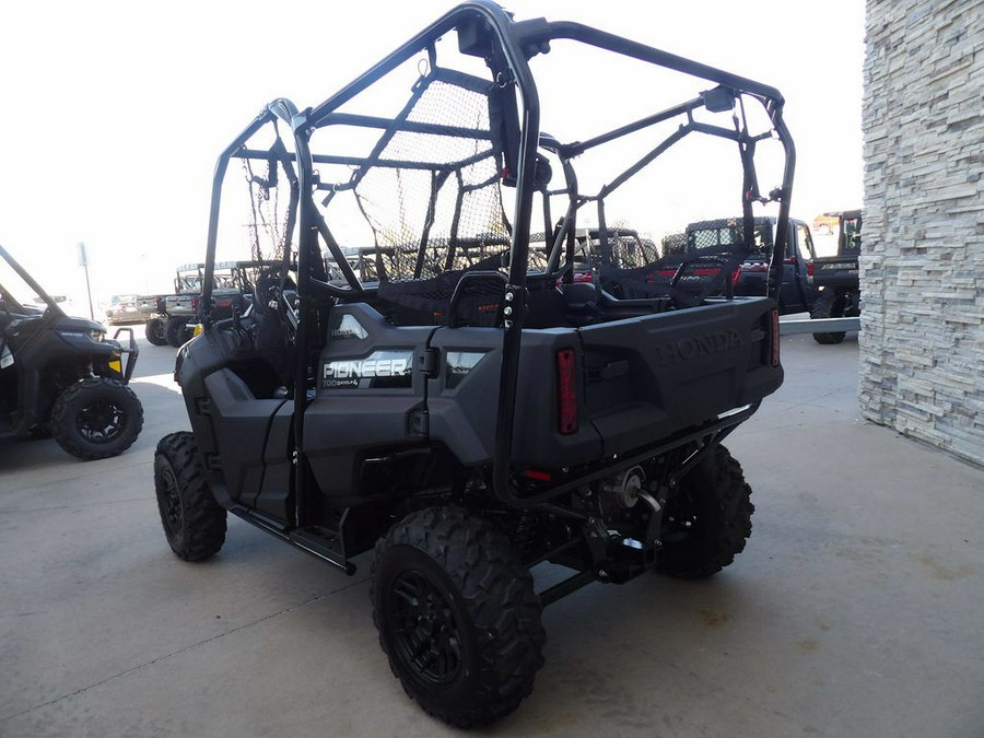 2026 Honda® SXS700M4DT