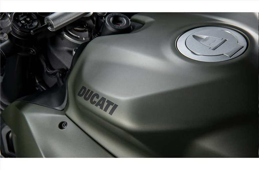 2024 Ducati Streetfighter V2 - Storm Green