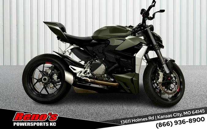 2024 Ducati Streetfighter V2 - Storm Green