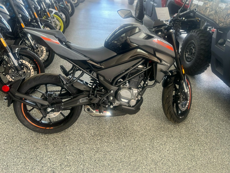 2023 CFMOTO 300NK