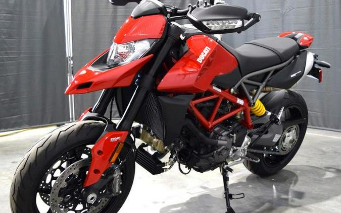 2024 Ducati Hypermotard 950 Red