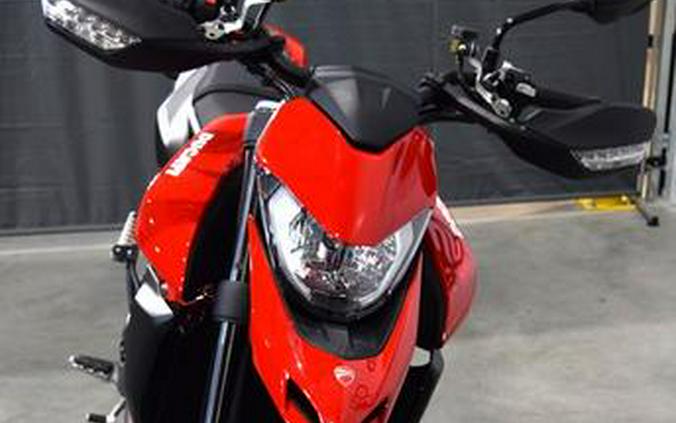 2024 Ducati Hypermotard 950 Red