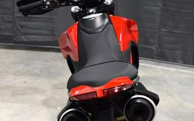 2024 Ducati Hypermotard 950 Red