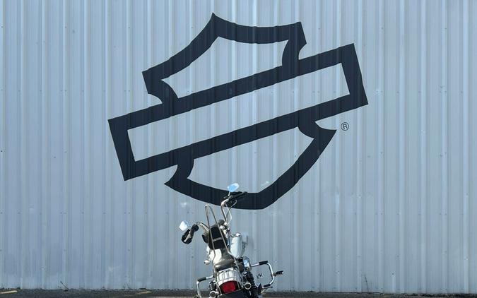 2007 Harley-Davidson® Wide Glide Silver