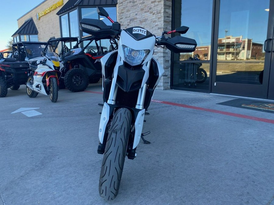 2016 Ducati HYPERMOTARD 393