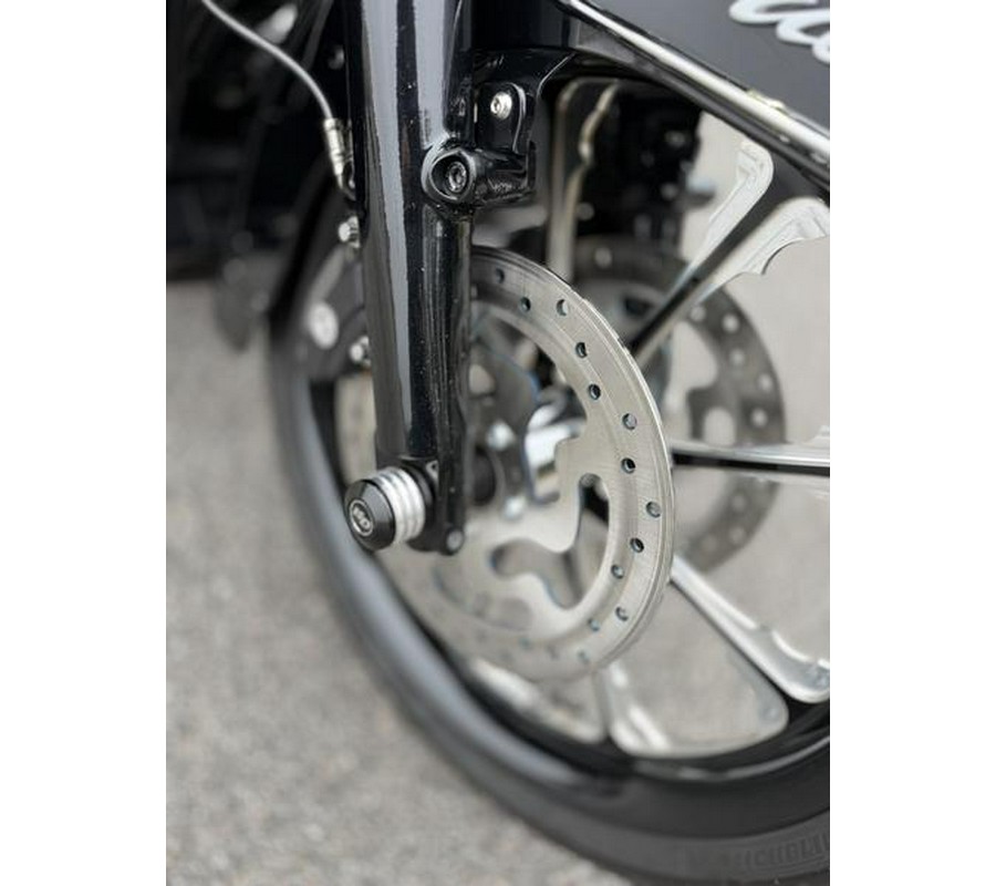 2015 Harley-Davidson® FLHTCU - Electra Glide® Ultra Classic®