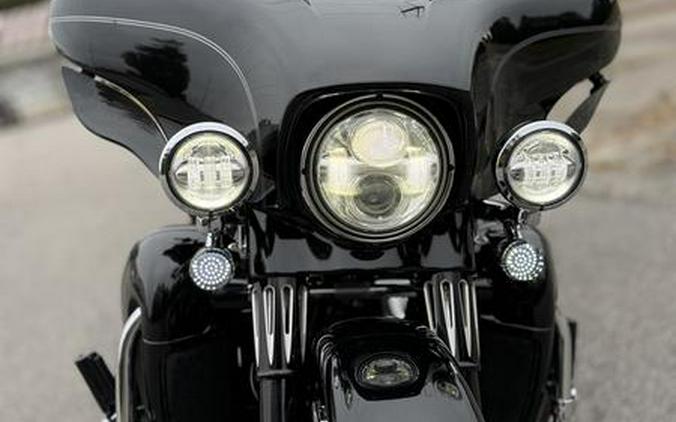 2015 Harley-Davidson® FLHTCU - Electra Glide® Ultra Classic®