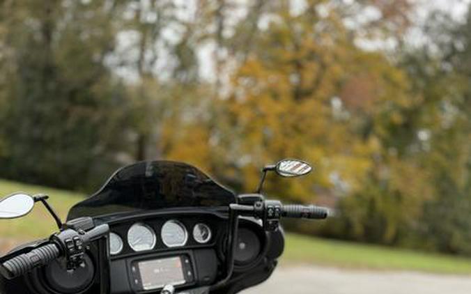 2015 Harley-Davidson® FLHTCU - Electra Glide® Ultra Classic®