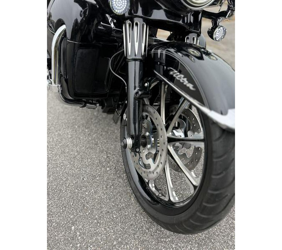 2015 Harley-Davidson® FLHTCU - Electra Glide® Ultra Classic®