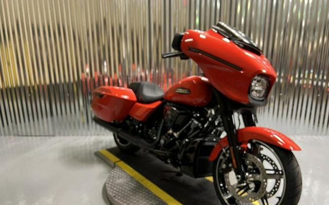 2026 Harley-Davidson Street Glide FLHX