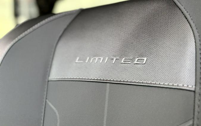 2026 Can-Am® Defender MAX Limited HD11 Desert Tan & Carbon Black