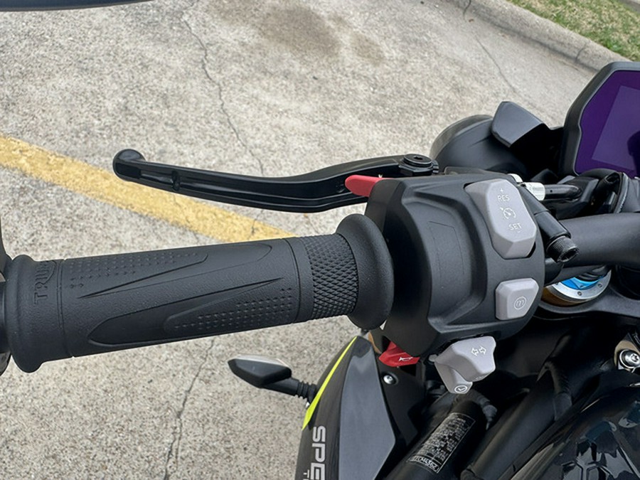 2026 Triumph Speed Triple 1200 RS Granite/Triumph Racing Yellow 1200 RS GraniteDiablo Red