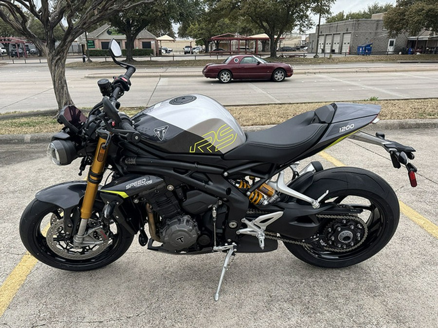2026 Triumph Speed Triple 1200 RS Granite/Triumph Racing Yellow 1200 RS GraniteDiablo Red