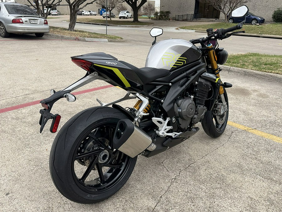 2026 Triumph Speed Triple 1200 RS Granite/Triumph Racing Yellow 1200 RS GraniteDiablo Red