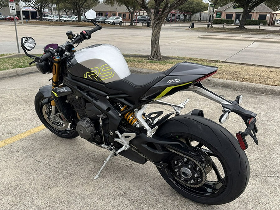 2026 Triumph Speed Triple 1200 RS Granite/Triumph Racing Yellow 1200 RS GraniteDiablo Red