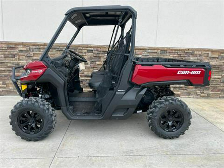 2024 Can-Am Defender XT HD10