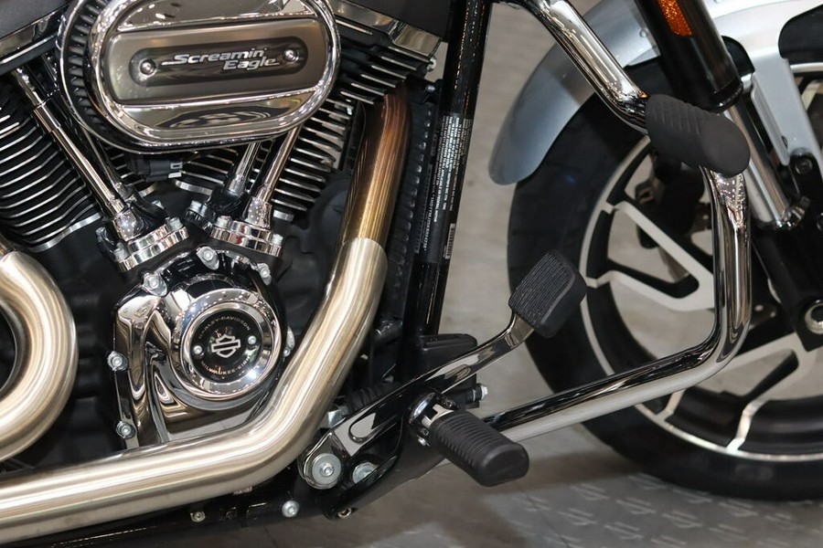 Used 2019 Harley-Davidson Softail Sport Glide FLSB Motorcycle For Sale In Raleigh, North Carolina