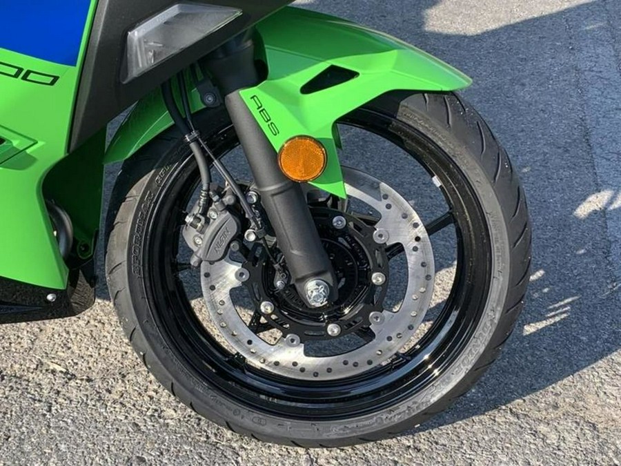 2026 Kawasaki Ninja® 500 SE ABS