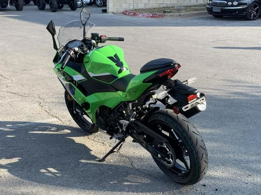 2026 Kawasaki Ninja® 500 SE ABS