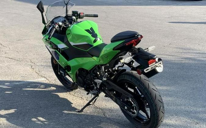 2026 Kawasaki Ninja® 500 SE ABS