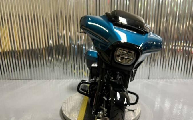 2026 Harley-Davidson Street Glide FLHX