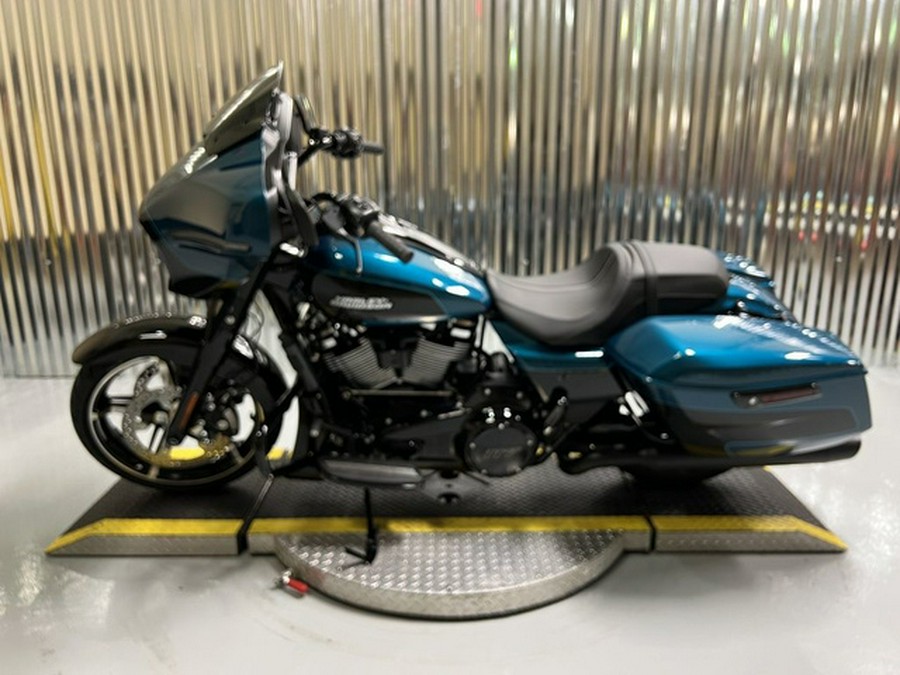 2026 Harley-Davidson Street Glide FLHX
