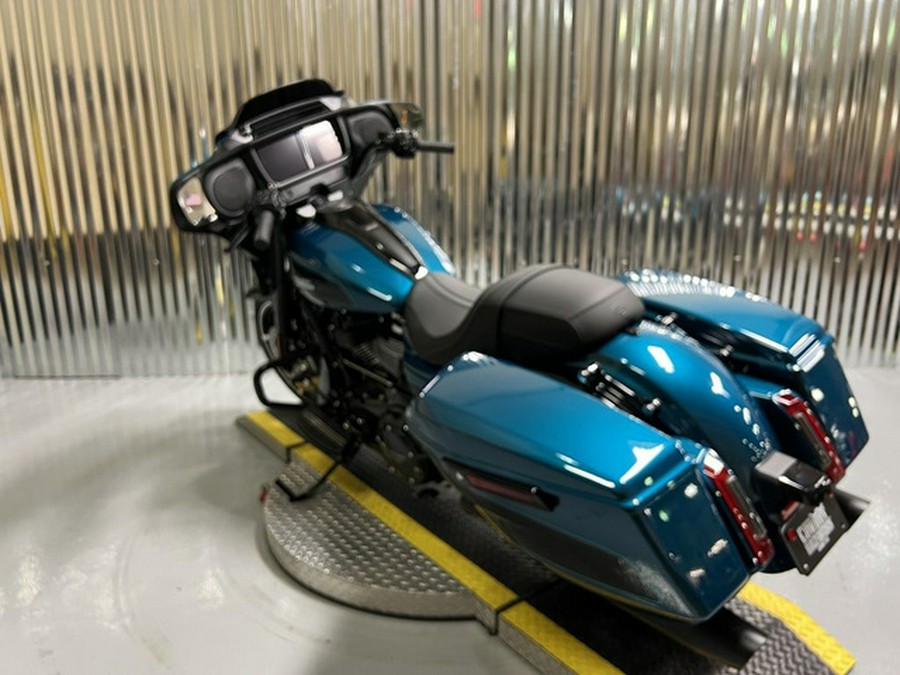 2026 Harley-Davidson Street Glide FLHX