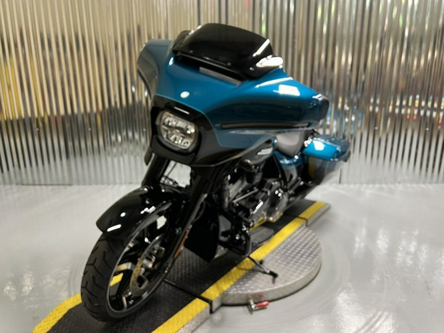 2026 Harley-Davidson Street Glide FLHX