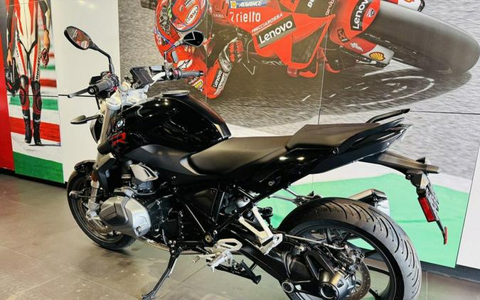 2022 BMW R 1250 R Black Storm Metallic