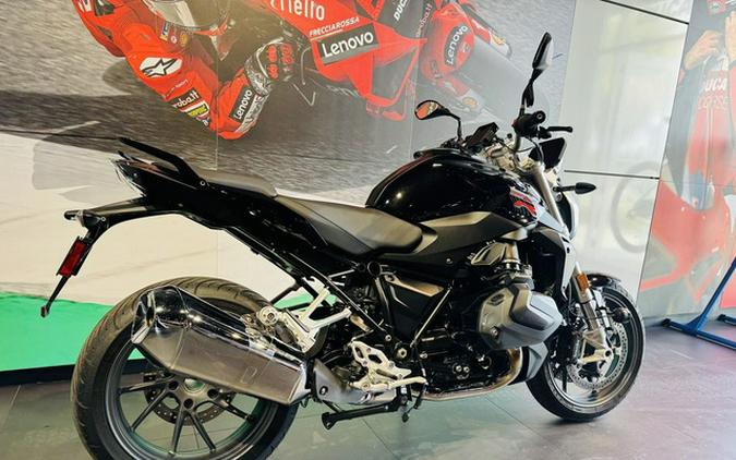 2022 BMW R 1250 R Black Storm Metallic