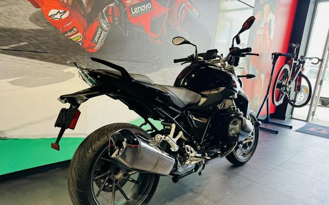 2022 BMW R 1250 R Black Storm Metallic