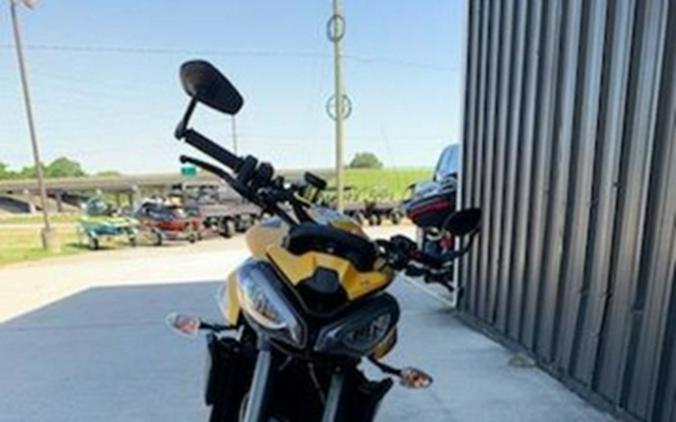 2024 Triumph Street Triple 765 RS Cosmic Yellow RS