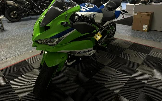 2024 Kawasaki Ninja® ZX™-4RR 40th Anniversary Edition ABS