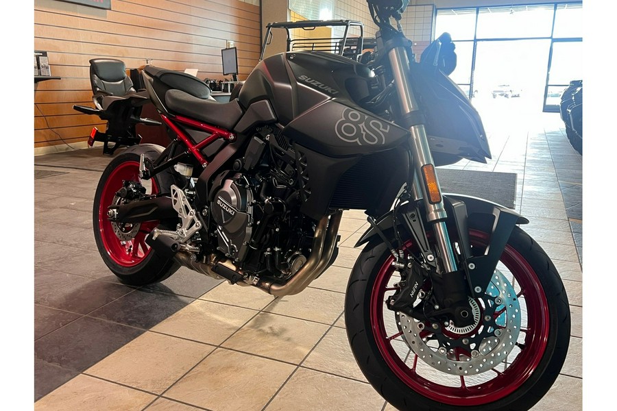 2025 Suzuki GSX-S 8S