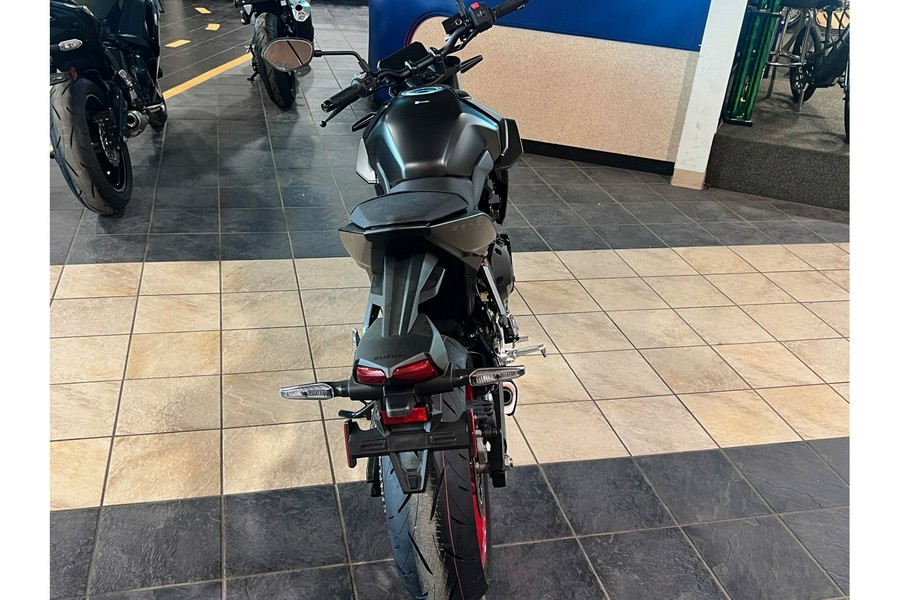 2025 Suzuki GSX-S 8S