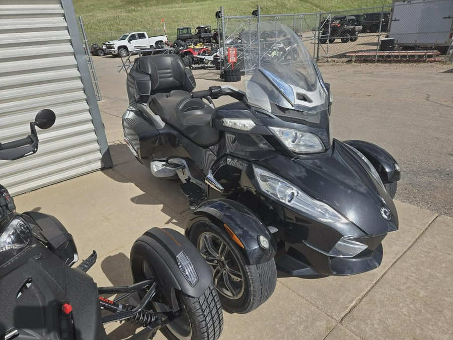 2011 Can-Am Spyder® RT-S SE5