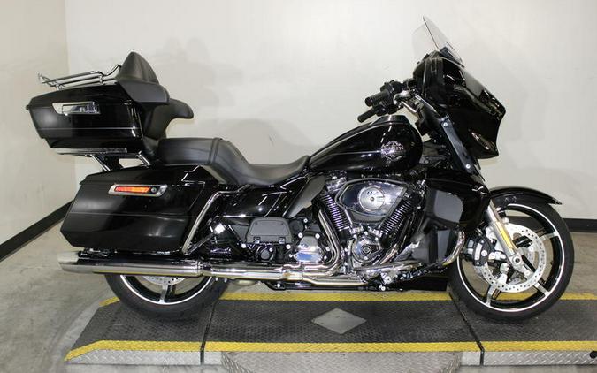 2025 Harley-Davidson® FLHXU - Street Glide® Ultra