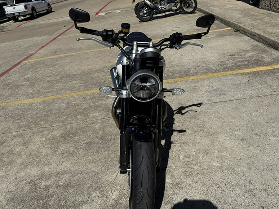 2026 Triumph Speed Twin 1200 Crystal WhiteSapphire Black