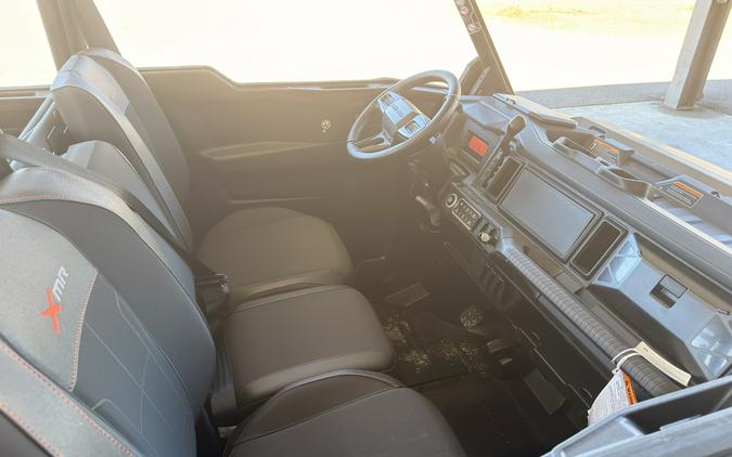 2026 Can-Am Defender MAX X MR HD11 With Half-Doors