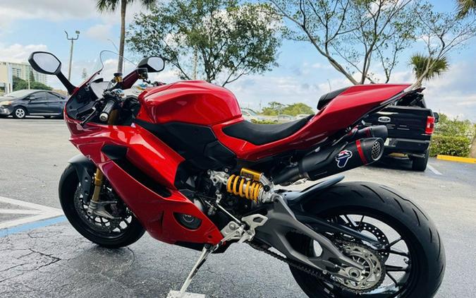 2026 Ducati Panigale V2 S Ducati Red V2