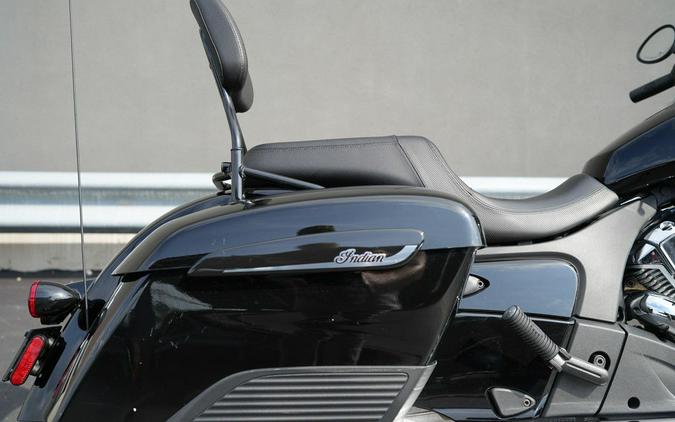 2021 Indian Motorcycle Challenger Thunder Black