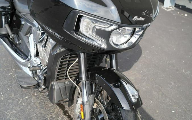 2021 Indian Motorcycle Challenger Thunder Black