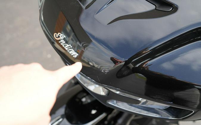 2021 Indian Motorcycle Challenger Thunder Black
