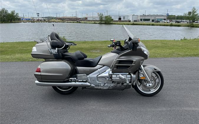 2006 Honda Gold Wing Premium Audio