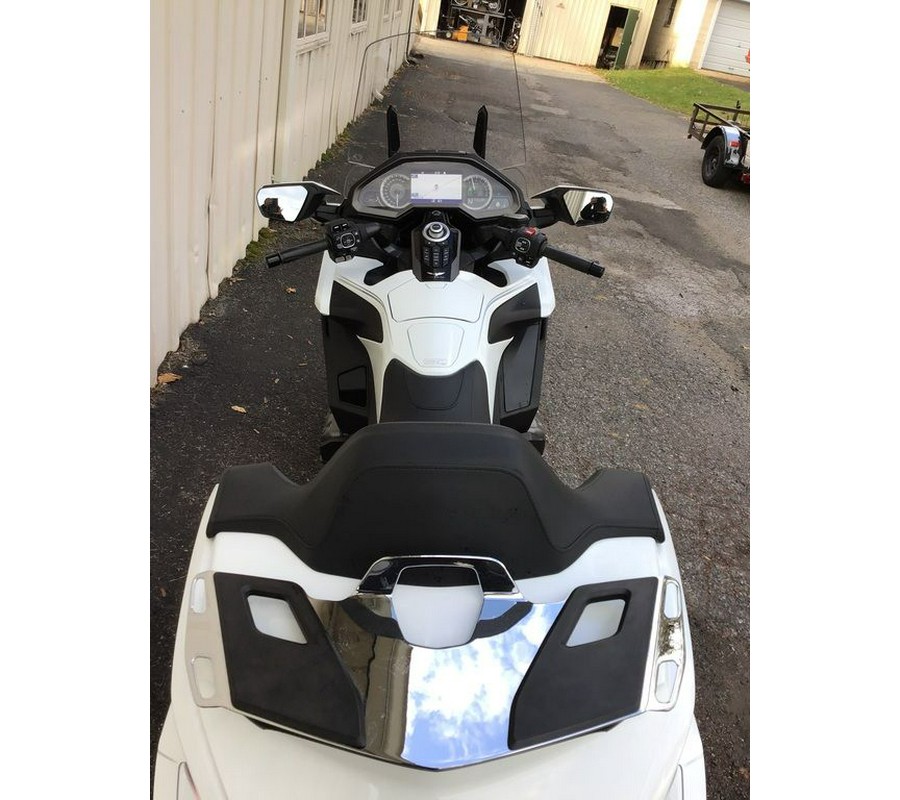 2020 Honda® Gold Wing Tour Automatic DCT Pearl Glare White