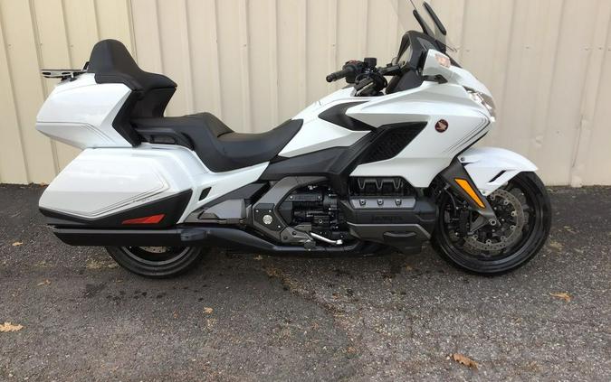 2020 Honda Gold Wing Tour DCT Test Review...