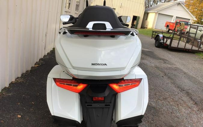 2020 Honda® Gold Wing Tour Automatic DCT Pearl Glare White