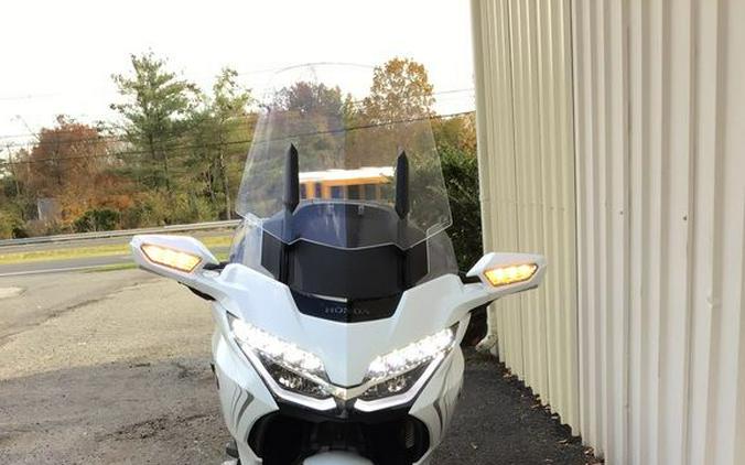 2020 Honda® Gold Wing Tour Automatic DCT Pearl Glare White