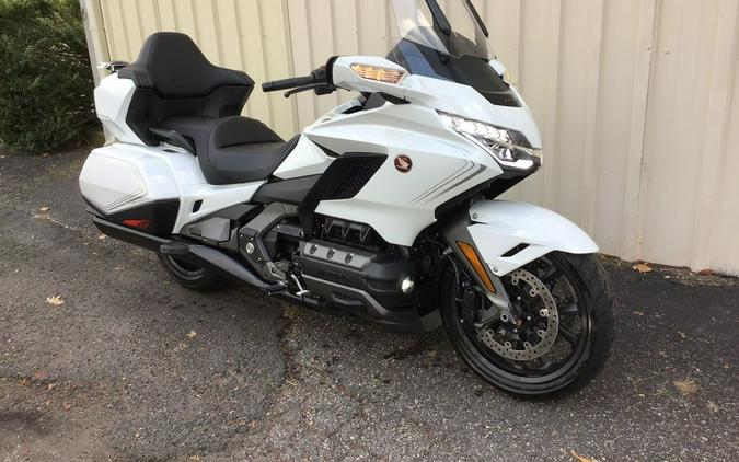 2020 Honda® Gold Wing Tour Automatic DCT Pearl Glare White